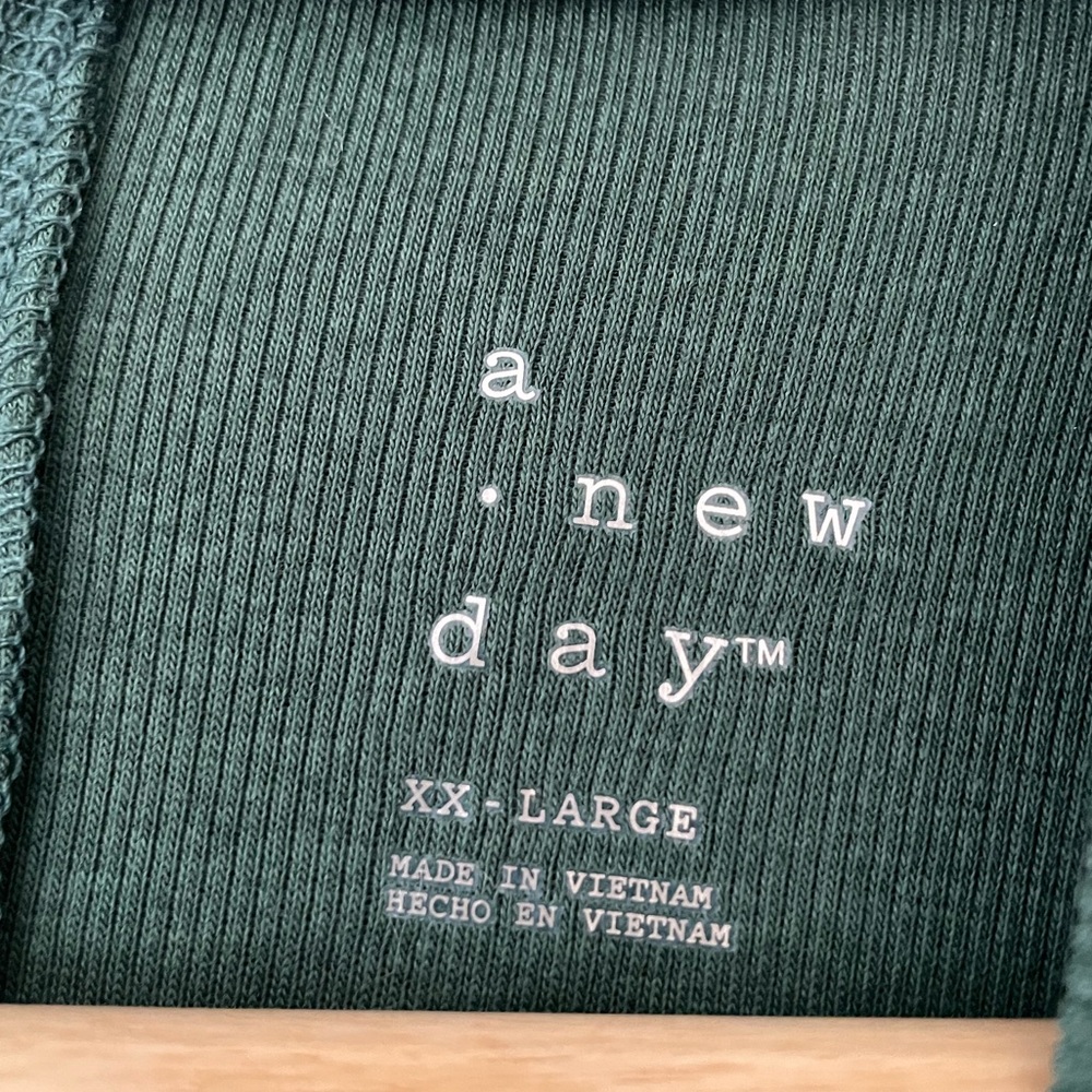 Green Ribbed Mock Neck Top - Picture 2 of 3